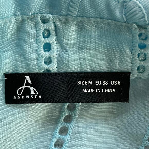 Anewsta Eyelet Womens Blouse Button Down Office Career Preppy Size Medium US 6 - Picture 5 of 7